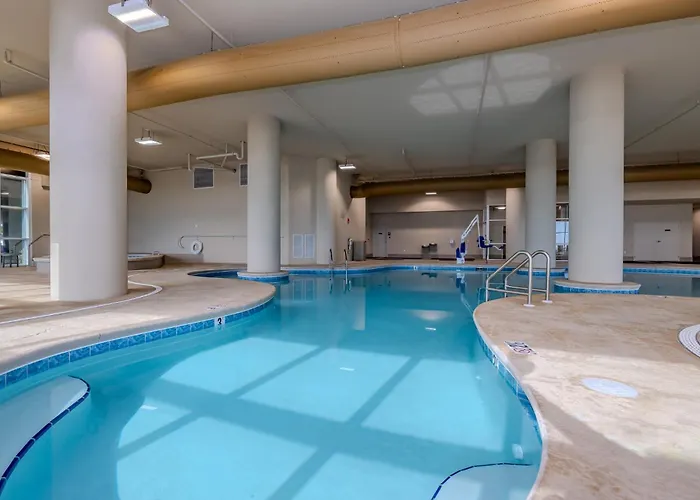 Phoenix Gulf Towers 2606 Apartment